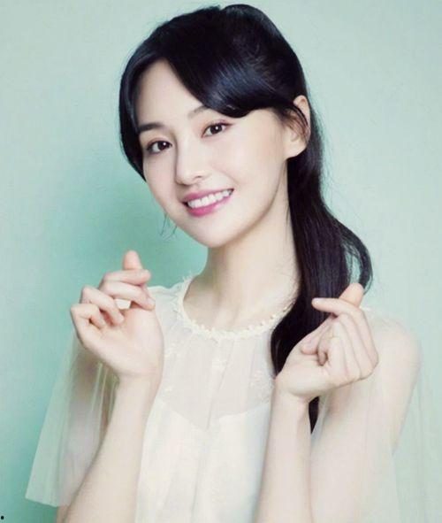 郑爽吃瓜娱乐圈视频